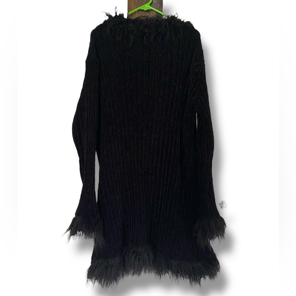 DollsKill | NWOT’s Women's gothic grunge Y2K vintage inspired Fuzzy Trim Sweater - Picture 6 of 6